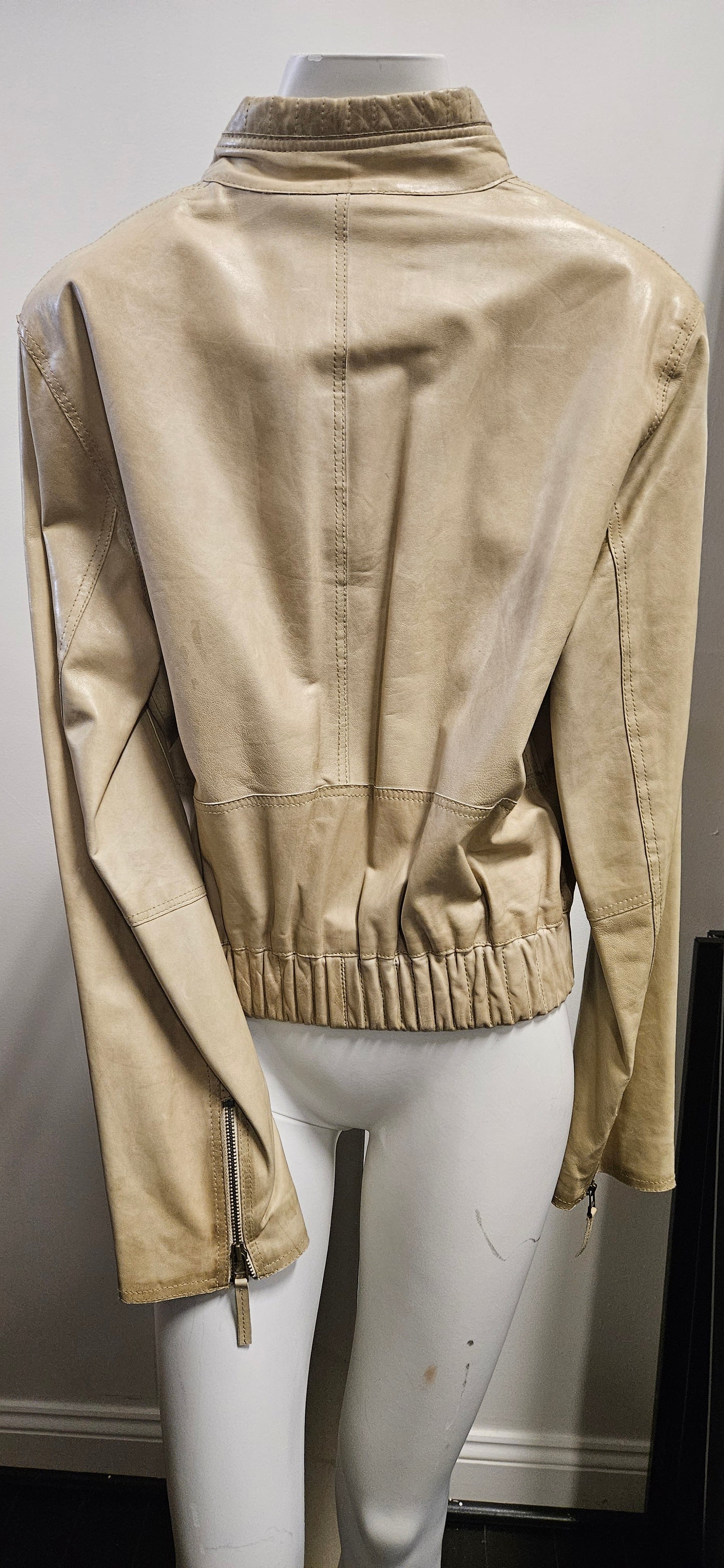 Zip front lightweight Leather Balmer Jacket
