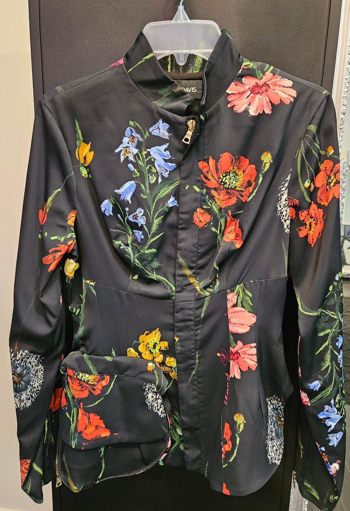 Floral Zip Front Jacket with Bucket Pocket